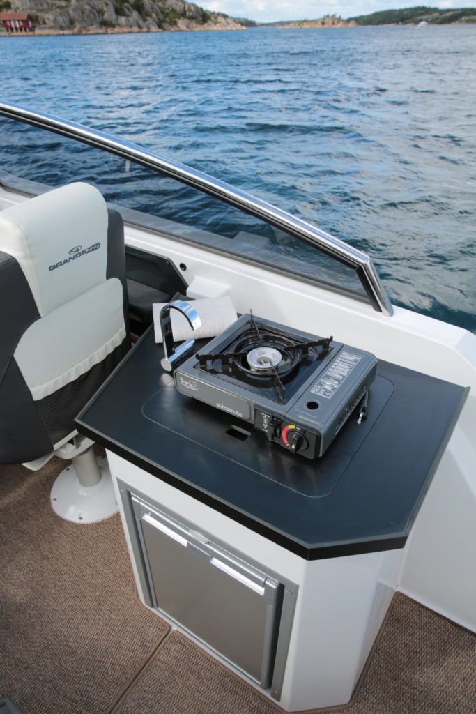 inshore yachts grandezza 25S golfe juan cote d'azur