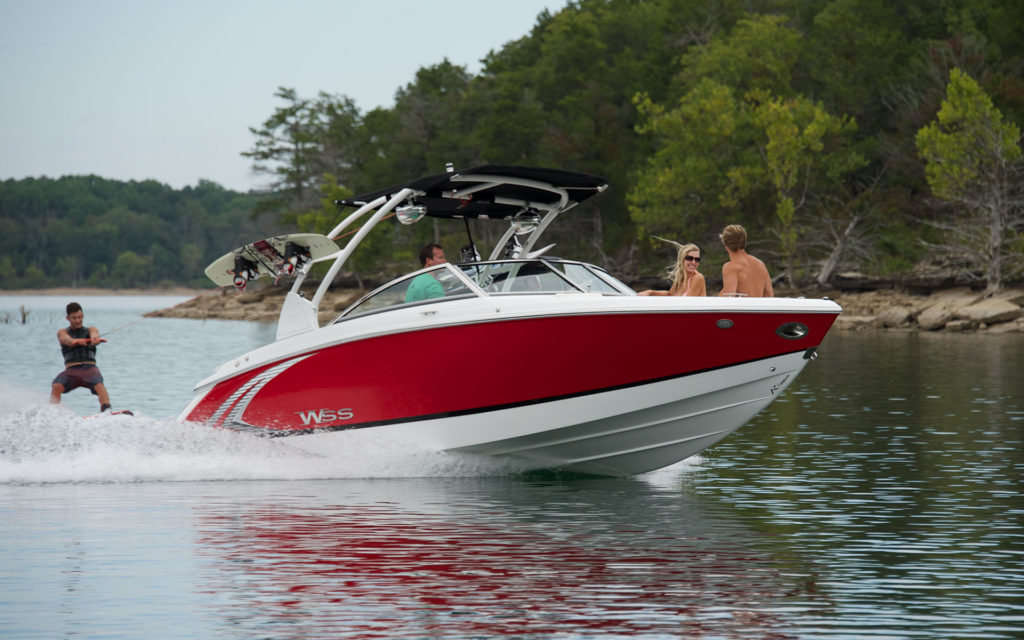 inshore yachts cobalt boat R3 WSS golfe juan côte d'azur